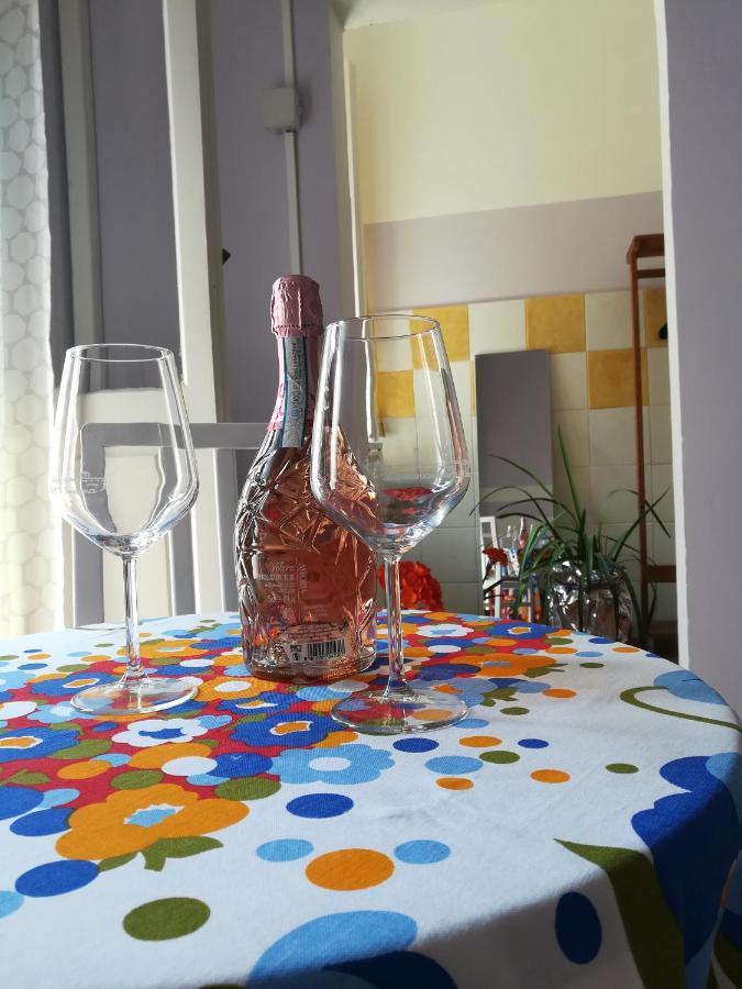 La Villa Bellaria-Igea Marina Bagian luar foto