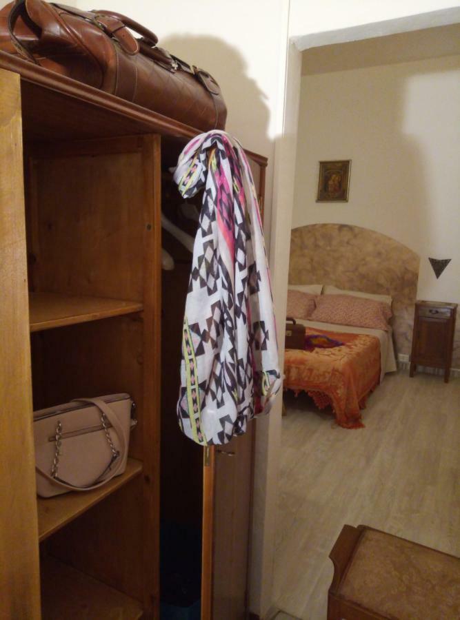 La Villa Bellaria-Igea Marina Bagian luar foto